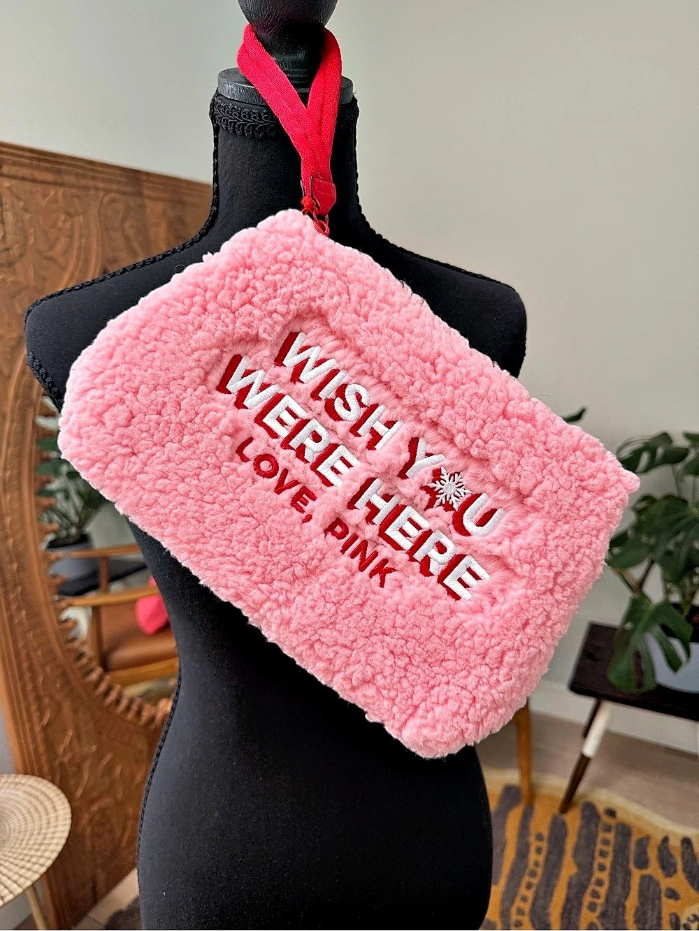 Warm & Cozy Sherpa Makeup Bag Sherpa in Pink NWT